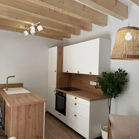 Holiday home Plein De Charme Avec Ses Poutres Apparentes , Ses Pierres Et Son Jacuzzi Exterieur *