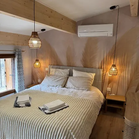 Semesterbostad Plein De Charme Avec Ses Poutres Apparentes , Ses Pierres Et Son Jacuzzi Exterieur Caux