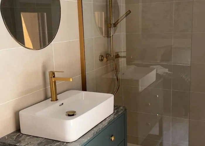 Σπίτι διακοπών Plein De Charme Avec Ses Poutres Apparentes , Ses Pierres Et Son Jacuzzi Exterieur *